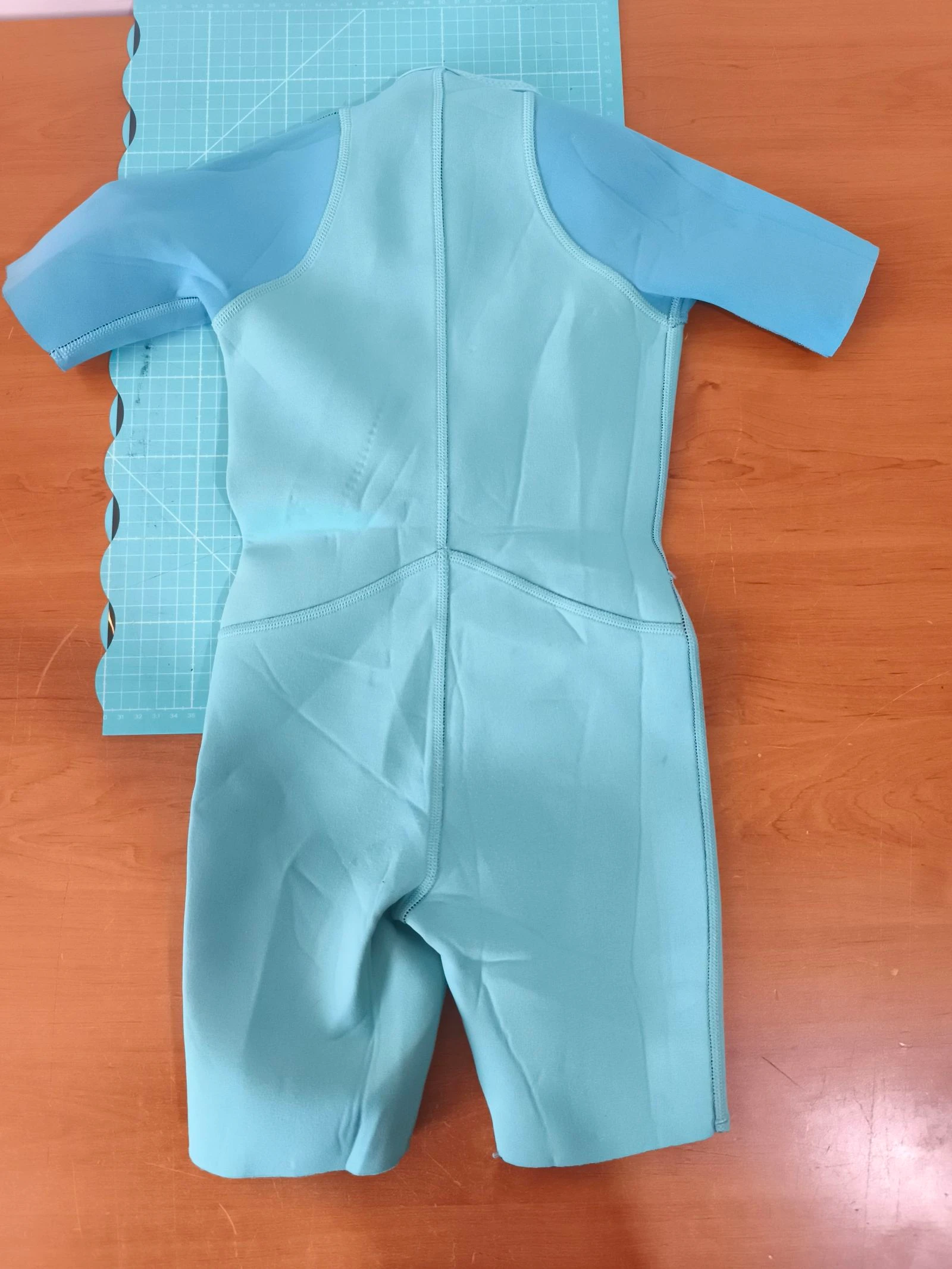 Short de combinação de neoprene 2mm 2-3 anos – photo 3